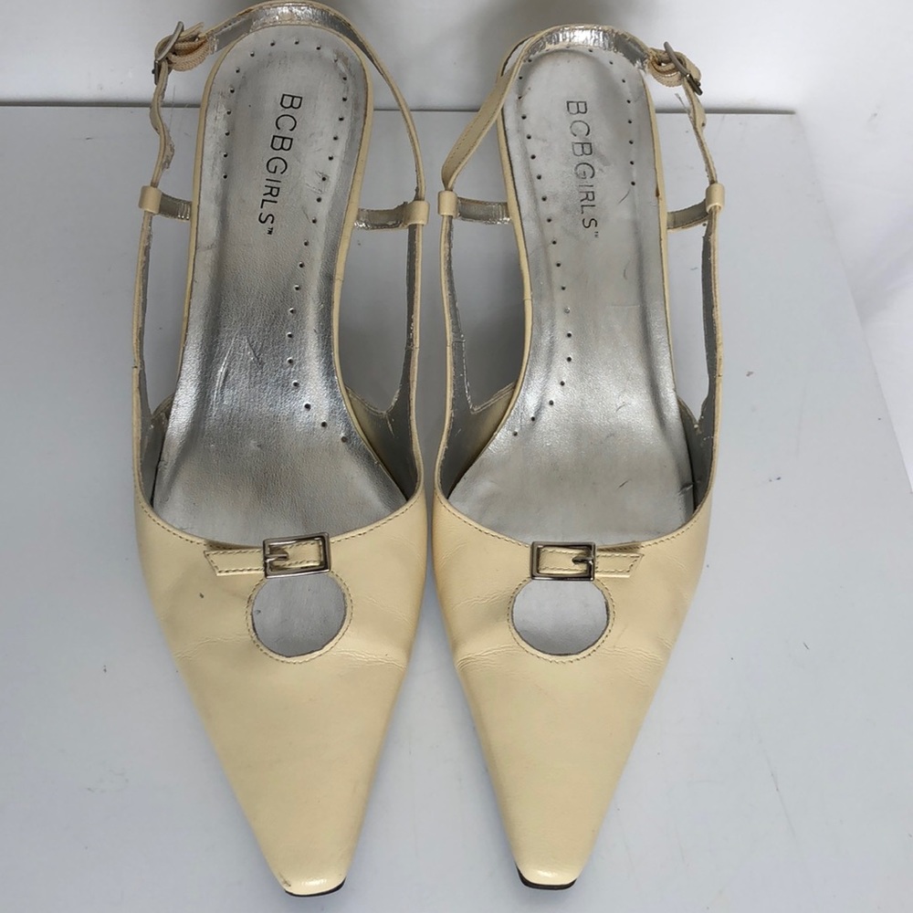 BCBGirls Slingback Pump With Low Heels, Cream, 6M